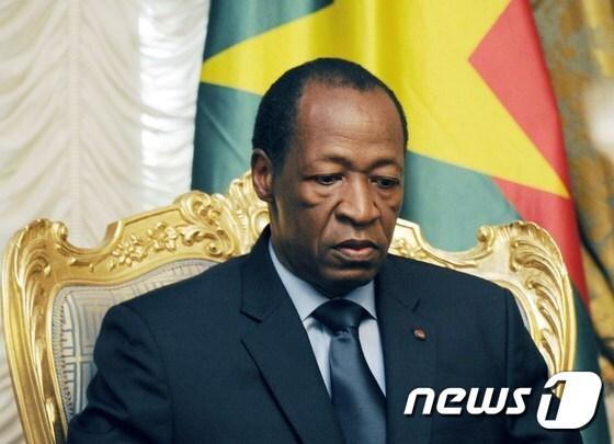 본문 이미지 - 블레즈 콩파오레 전 부르키나파소 대통령.ⓒ AFP=뉴스1