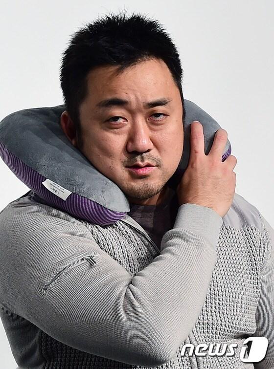 본문 이미지 - 지난 23일 OCN 드라마 '나쁜 녀석들' 팬미팅에 참가한 마동석. ⓒ News1