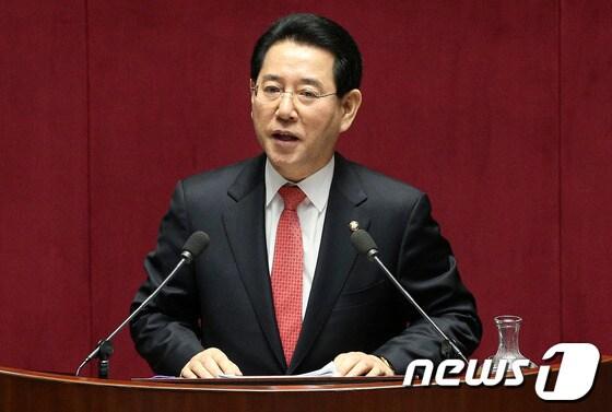 본문 이미지 - 김영록 새정치민주연합 의원. 2014.2.11/뉴스1 © News1   오대일 기자