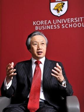 본문 이미지 - 이두희 고려대 경영대학장. (고려대학교 제공) © News1