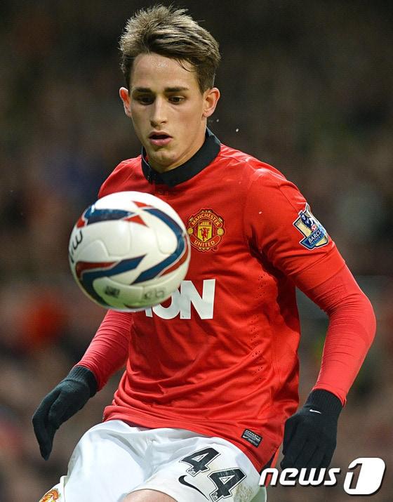본문 이미지 - 잉글랜드 프리미어리그(EPL) 맨체스터 유나이티드 소속의 아드낭 야누자이(19·벨기에). © AFP=News1   주성호 인턴기자