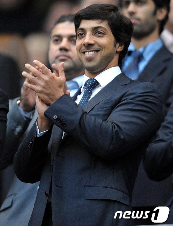 본문 이미지 - 잉글랜드 프리미어리그(EPL) 맨체스터시티FC 구단주 셰이크 만수르 빈 자예드 알 나얀. © AFP=News1 