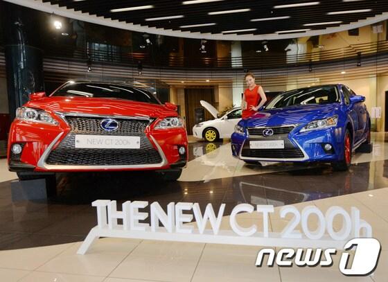 본문 이미지 - 렉서스 CT200h© News1   박지혜 기자