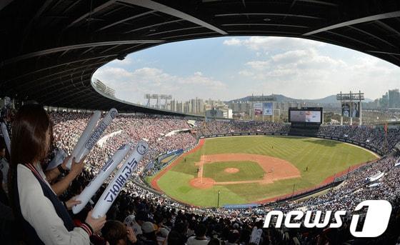 본문 이미지 - 서울 잠실야구장. ⓒ News1