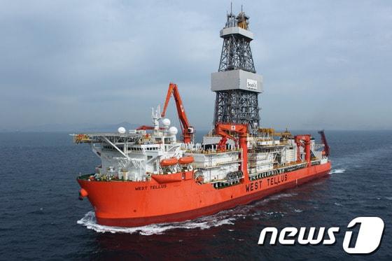 본문 이미지 - 원유 시추선의 모습(제공=무역보험공사)ⓒ News1