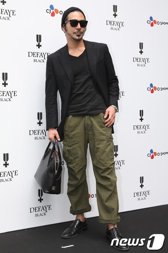 본문 이미지 - 쿨케이가 2008년 '괄약근 힘주기' 수법으로 병역비리를 저질러 여론의 질타를 받았다. © News1 DB