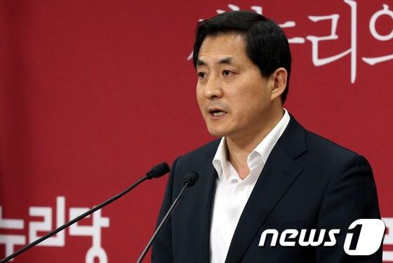 본문 이미지 - 박대출 새누리당 대변인. © News1