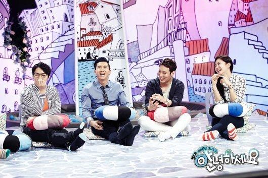 본문 이미지 - 가수 휘성과 플라이투더스카이, NS윤지가 KBS2 '안녕하세요'에 출연해 입담대결을 펼쳤다.© KBS 