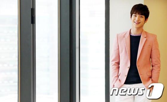 본문 이미지 - 최근 서울 종로구 뉴스1 본사에서 만난 배우 서강준/뉴스1 © News1 송원영 기자