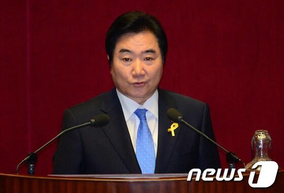 본문 이미지 - 새정치민주연합 소속 이석현 국회부의장. 2014.5.29/뉴스1 © News1 박세연 기자