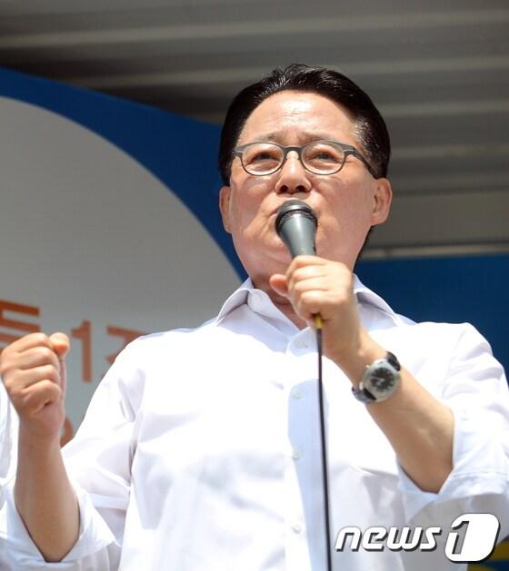 본문 이미지 - 박지원 새정치민주연합 의원. 2014.5.31/뉴스1 © News1   박상일 기자