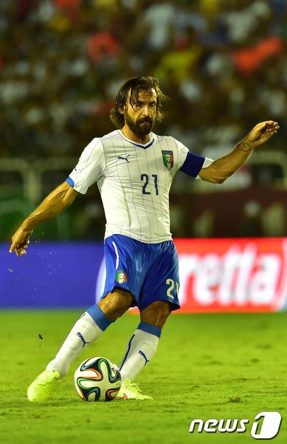 본문 이미지 - 이탈리아 축구대표팀 미드필더 안드레아 피를로. © AFP=News1 