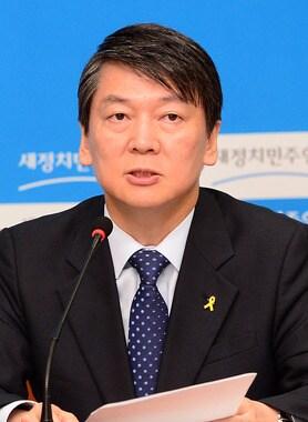 본문 이미지 - 안철수 새정치민주연합 공동대표. 2014.6.11/뉴스1 © News1   박세연 기자