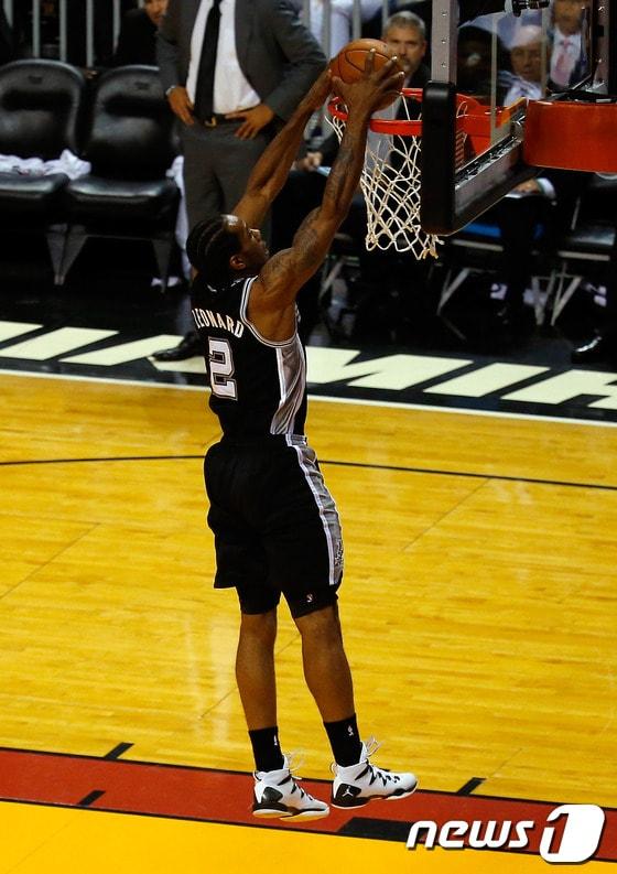 본문 이미지 - 샌안토니오 스퍼스 카와이 레너드.ⓒ AFP=News1