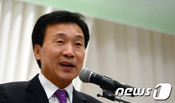 본문 이미지 - 손학규 새정치민주연합 상임고문 2014.6.17/뉴스1 © News1 양동욱 기자