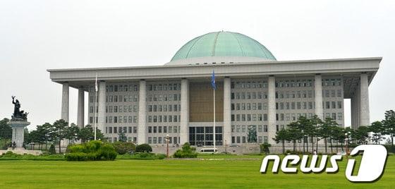 본문 이미지 -  국회 전경.(뉴스1DB)
