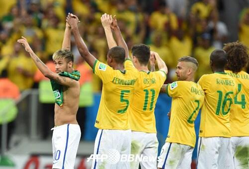 본문 이미지 - 브라질 축구 대표팀. © AFP BBNews=News1 
