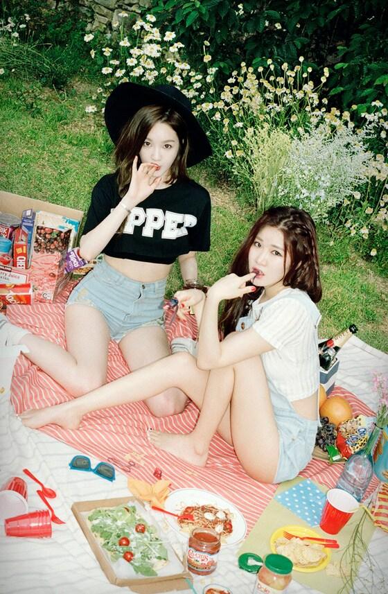 본문 이미지 - 다비치가 신곡 '헤어졌다 만났다' 재킷 이미지를 공개했다. © 코어엔터테인먼트  