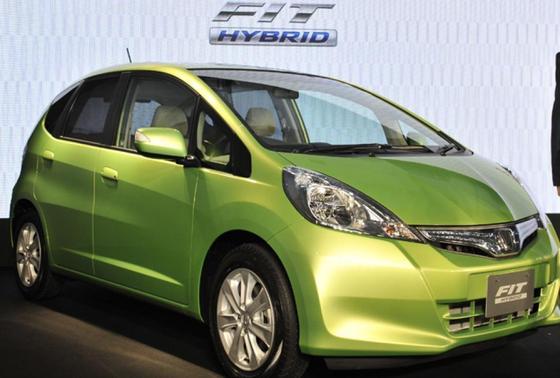 본문 이미지 - 혼다 2013년형 피트 하이브리드 © AFP=뉴스1 