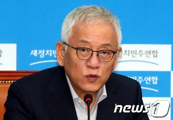 본문 이미지 - 김한길 새정치민주연합 공동대표 /뉴스1 © News1   이광호 기자