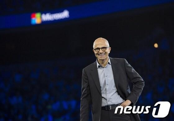 본문 이미지 - 사티아 나델라 마이크로소프트&#40;MS&#41; 최고경영자&#40;CEO&#41;. © AFP=News1
