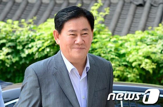 본문 이미지 - 최경환 경제부총리 겸 기획재정부 장관 후보자. 뉴스1 © News1   박지혜 기자