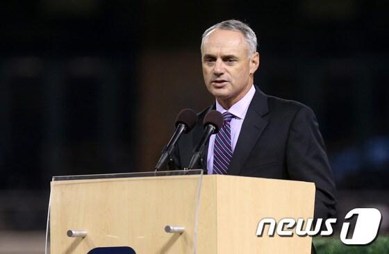 본문 이미지 - 메이저리그 10대 커미셔너에 당선된 롭 만프레드.ⓒ AFP=News1