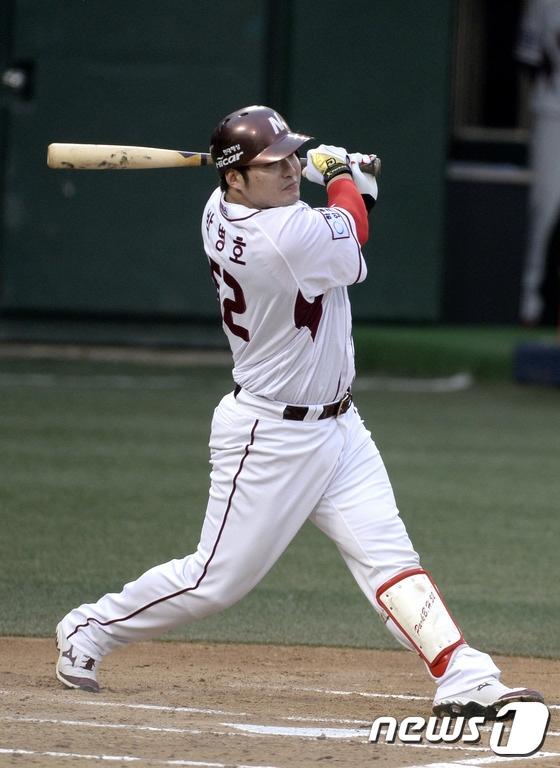 본문 이미지 - 넥센 히어로즈 박병호. 2014.8.19/뉴스1 ⓒ News1 안은나 기자