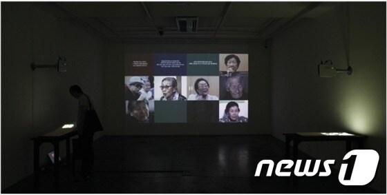 본문 이미지 - 갤러리 시몬 강애란 개인전에 전시된 '12인의 위안부 할머니들의 증언'.(갤러리 시몬 제공)ⓒ News1