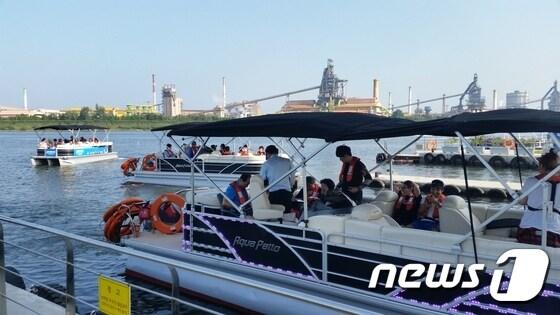 본문 이미지 - 포항운하 크루즈 여객선(뉴스1자료)ⓒ News1 