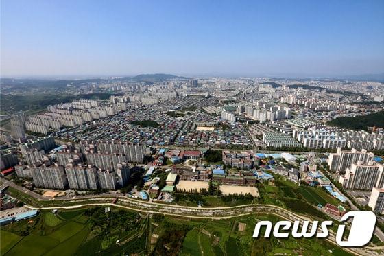 본문 이미지 - 하늘에서 내려다 본 전북 전주시/뉴스1 DB