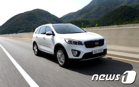 본문 이미지 - 기아차 중형 SUV 올뉴 쏘렌토 주행모습(기아차 제공)ⓒ News1 2014.09.19/뉴스1 ⓒ News1