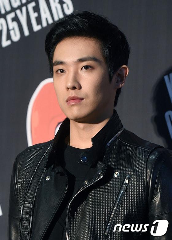 본문 이미지 - 남성 그룹 엠블랙의 멤버 이준(26)이 팀을 탈퇴한다는 소식이 전해졌다. ⓒ News1