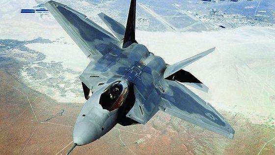 본문 이미지 - 5세대 전투기 F-22 랩터 ⓒ AFP=News1