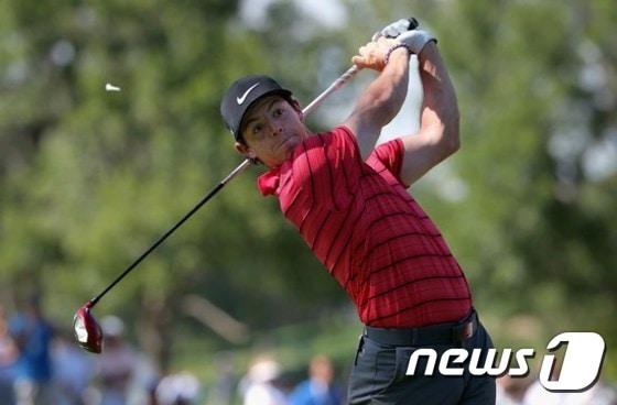 본문 이미지 - 로리 매킬로이(25, 북아일랜드)가 PGA 올해의 선수로 선정됐다.  ⓒ News1 이기창