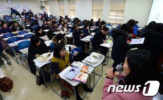 본문 이미지 - 독서교육 연수에 참여한 초등학교 등 교사들.(뉴스1 DB) ⓒ News1 민경석 기자