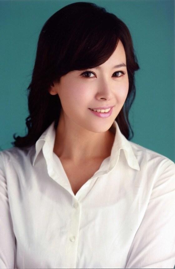 본문 이미지 - 10일 배우 최수린이 JTBC '닥ㄱ터의 승부'에 출연해 잠버릇을 공개했다.