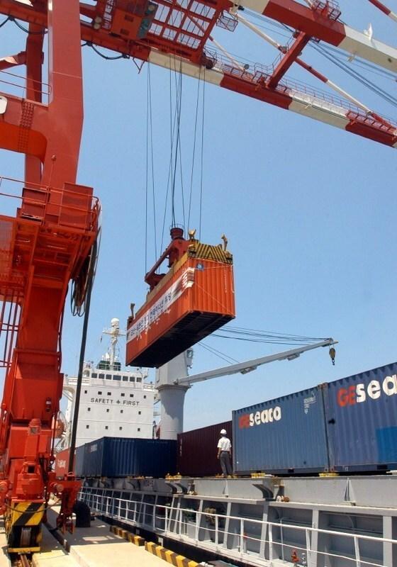 본문 이미지 - 군산항  컨테이너터미널부두. ⓒ News1