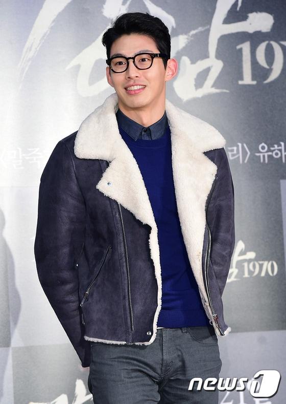 본문 이미지 - 최정원이 18일 오후ⓒ News1 권현진 기자