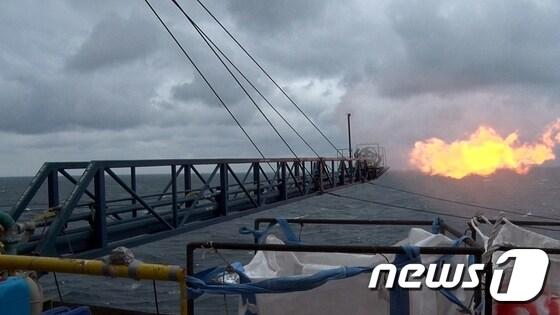 본문 이미지 - 국내 업체가 대륙붕에서 시행한 가스분출 생산실험 ⓒ News1 장은지 기자