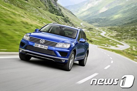 본문 이미지 - 폭스바겐 대형 SUV 투아렉(폭스바겐코리아 제공) ⓒ News1