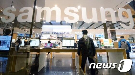 본문 이미지 - 29일 오후 서울 서초동 삼성전자 딜라이트 홍보관의 모습. ⓒ News1 손형주 기자