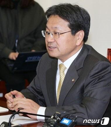 본문 이미지 - 강기정 새정치민주연합 신임 정책위의장 /뉴스1 ⓒ News1 오대일 기자