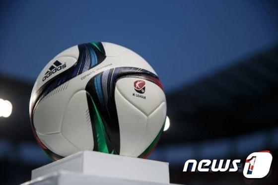 본문 이미지 - 2015 K리그 클래식이 4일 경기를 끝으로 스플릿 라운드에 돌입한다. (한국프로축구연맹 제공) ⓒ News1