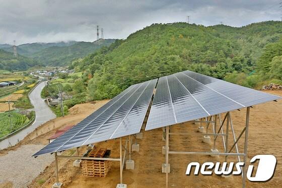 본문 이미지 - 삼척시 원덕읍 태양광 발전시설. (뉴스1 DB) ⓒ News1