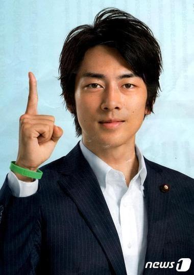 본문 이미지 - 고이즈미 신지로 <출처: 홈페이지> ⓒ News1