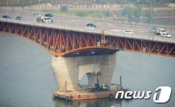 본문 이미지 - 서울 성수대교 모습./뉴스1 ⓒ News1 허경 기자