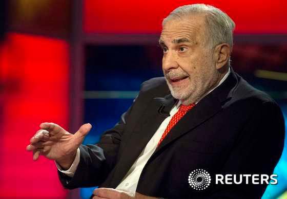 본문 이미지 - 지난해 2월 폭스비즈니스네트워크와 인터뷰하고 있는 칼 아이칸의 모습 ⓒ 로이터=News1