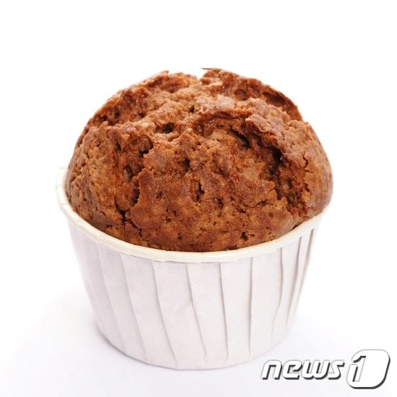 본문 이미지 - '캐롭(Carob)'은 콩과의 식물로 초콜릿 향이 나지만 카페인이 전혀 없어 동물들이 섭취해도 무방하고 고양이에게 기호성도 높아 애묘인들에게 인기가 많은 식재료다.ⓒ News1