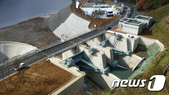 본문 이미지 - 주암댐 보조여수로ⓒ News1